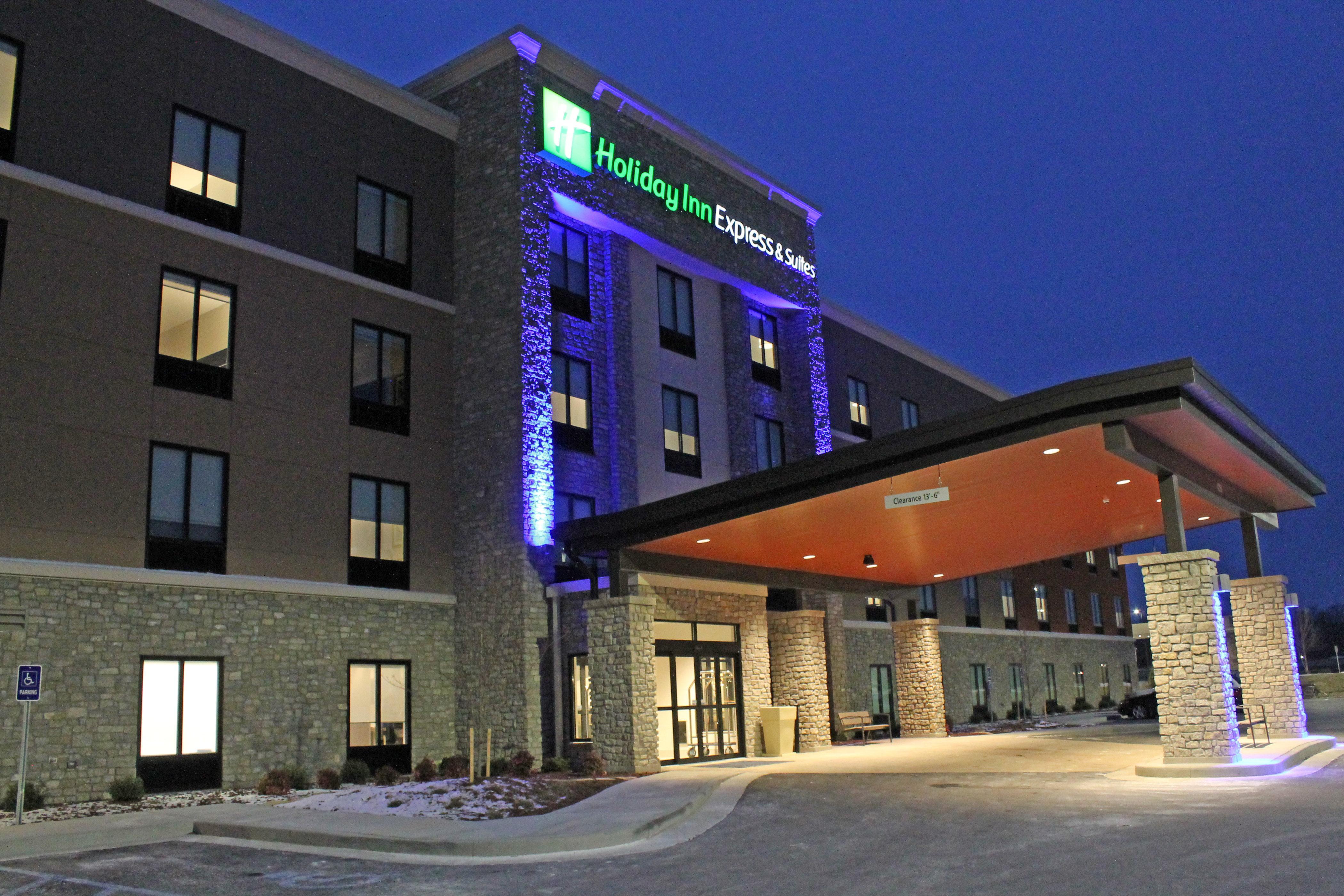 Holiday Inn Express & Suites - St. Louis South - I-55 By Ihg Mehlville Buitenkant foto